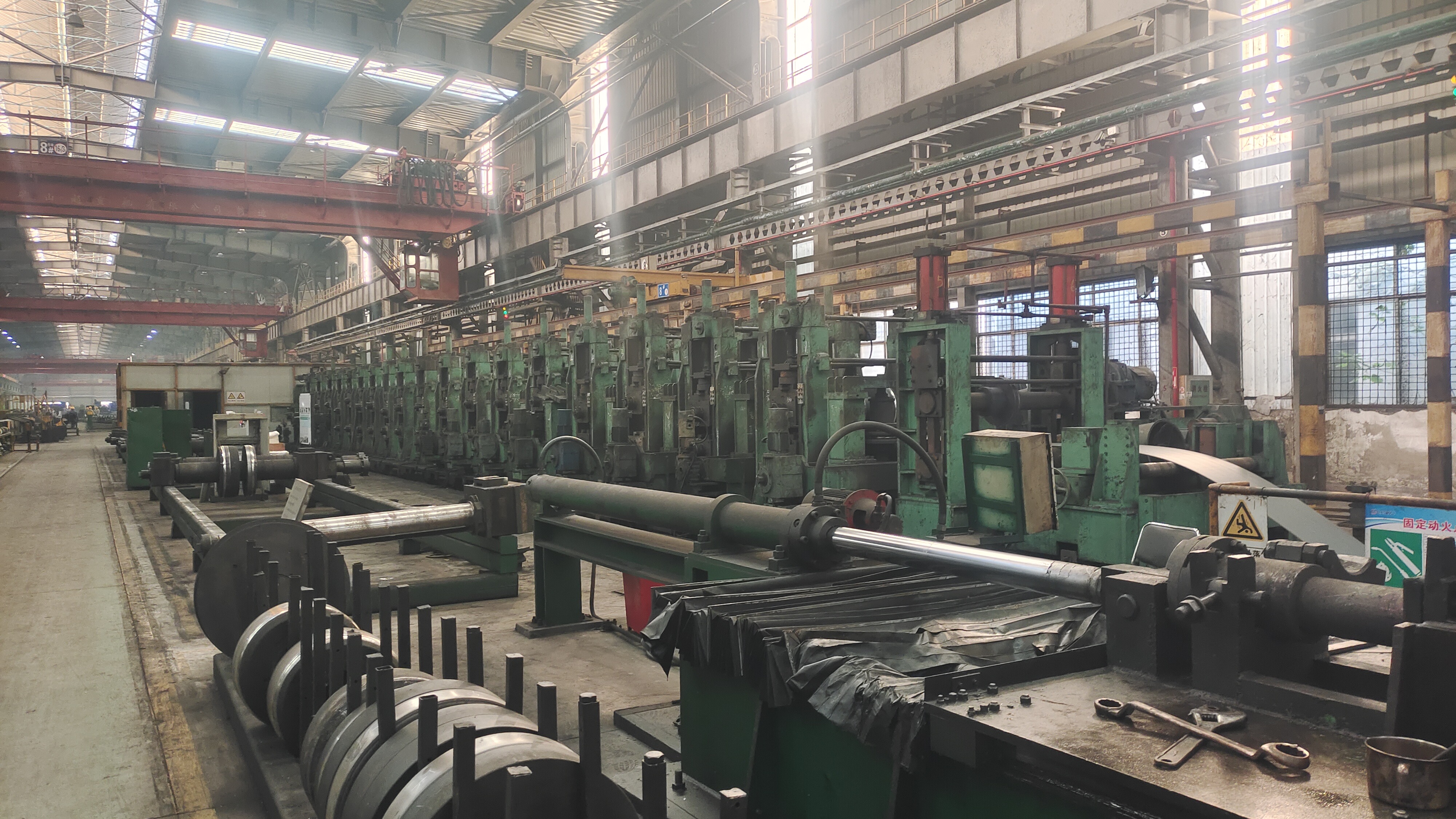 藍(lán)海華騰V9-H系列變頻器：助力鋼廠1250冷彎?rùn)C(jī)組生產(chǎn)線“煥新升級(jí)”！